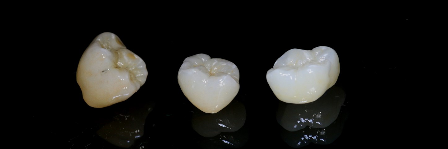 ZIRCONE STRATIFIEES     