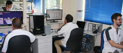 collaorateurs_travaux_secteur-CFAO