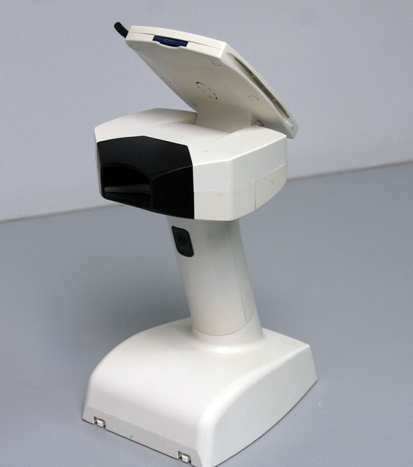 spectrocolorimetre-laboratoire-prothesistes-ceram-fixe.jpg