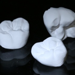 Full zircone avant sinthérisation